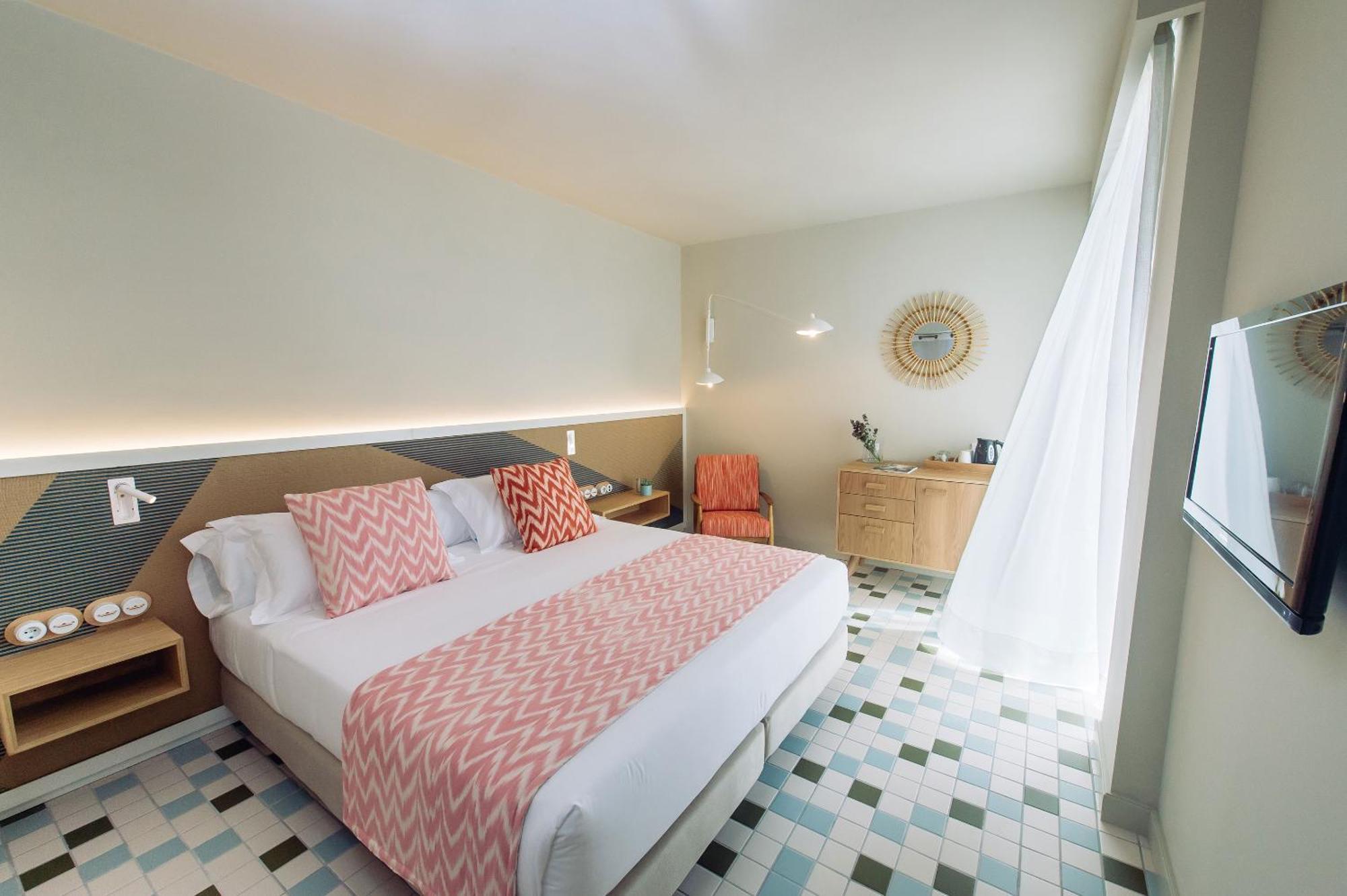 Select Double Room